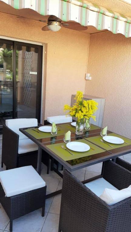 Comfortable air-conditioned studio with terrace