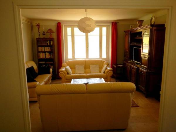 Maison de 6 chambres avec jardin clos et wifi a Banassac