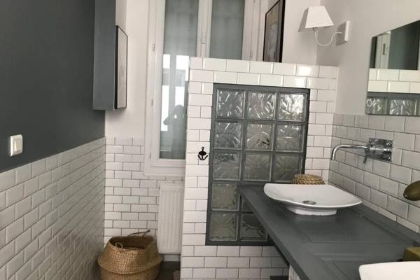 BEAUTIFUL house with GARDEN in AVIGNON