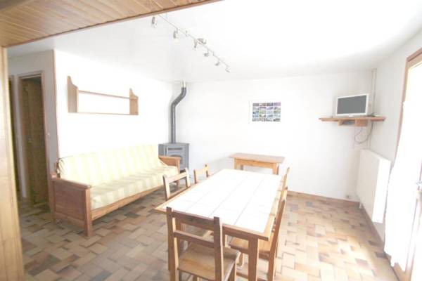 Appartement de 2 chambres avec terrasse amenagee et wifi a Arvieux a 1 km des pistes