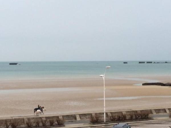 Appartement 3 Pièces Bord de mer Place du 6 Juin