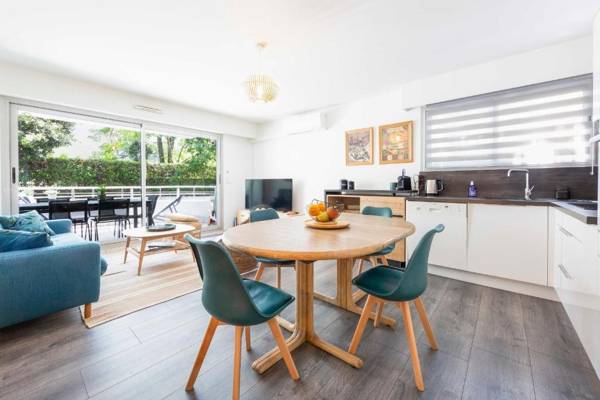 BNB RENTING 2 bedrooms near the beach 300 meters