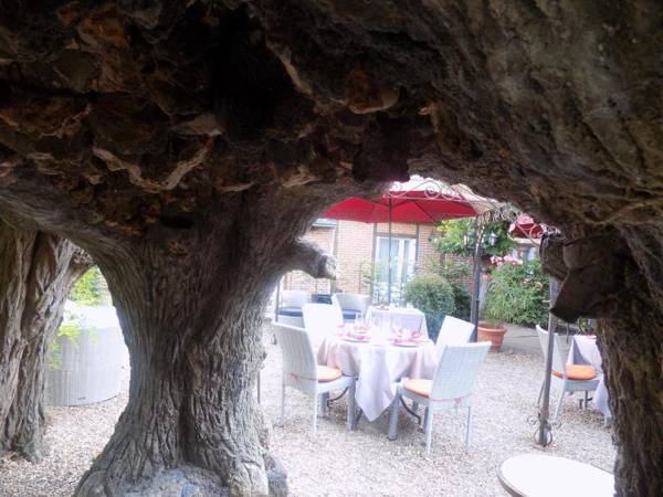 Logis Hôtel Restaurant La Breche