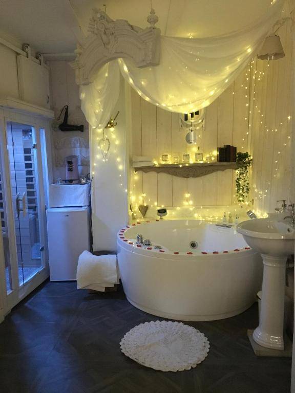 L'Escapade Aixoise Sauna Balnéo Jacuzzi All Inclusive