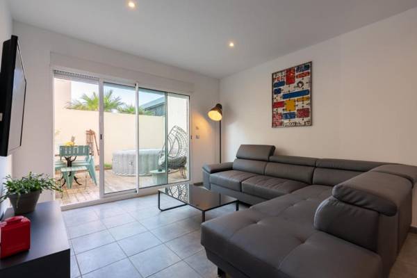 ZEPHYR - Acces direct plage Grau d'Agde