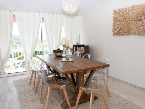 Gorgeous Villa in Les Issambres with Swimming Pool