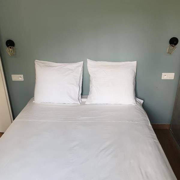 O'Sullivans Bar and Hotel