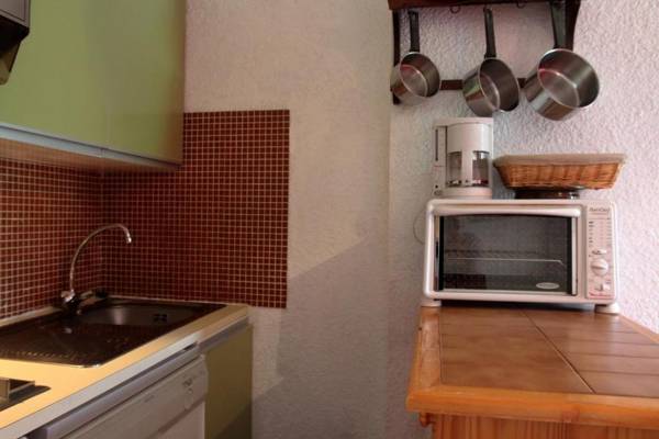 AI208 Studio 4 Pers Proche base de loisirs Carroz