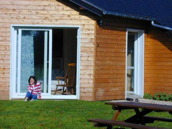 Chalet de 2 chambres avec jardin clos et wifi a Berville