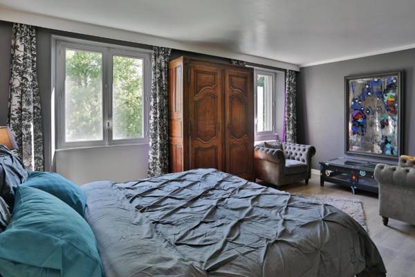 La Chapelle aux Acacias