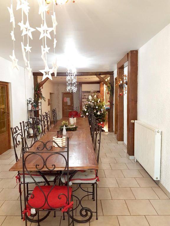 Villa de 6 chambres avec piscine privee jacuzzi et jardin clos a Ottonville