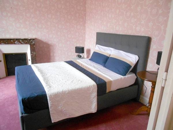 Maison de 3 chambres avec jardin clos et wifi a Airvault