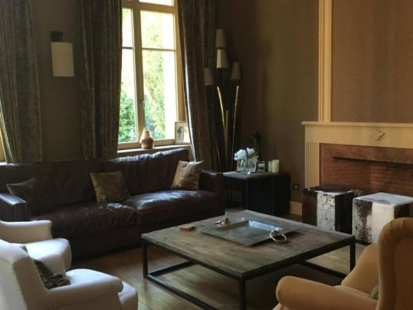 Le Château d'Hermonville B&B / Chambres d'hôtes