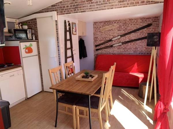 Chalet de 2 chambres avec jardin a Saint Leger les Melezes