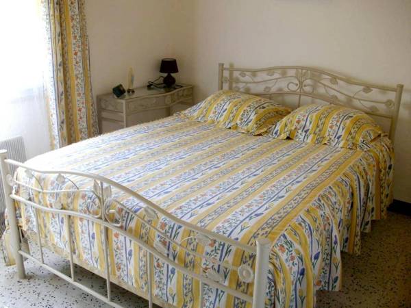 Maison de 3 chambres avec vue sur le lac et jardin clos a Thil sur Arroux