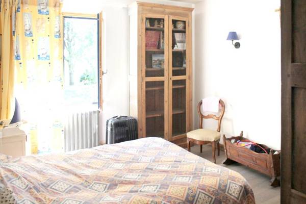 Maison de 4 chambres avec jardin amenage a Plougrescant a 2 km de la plage