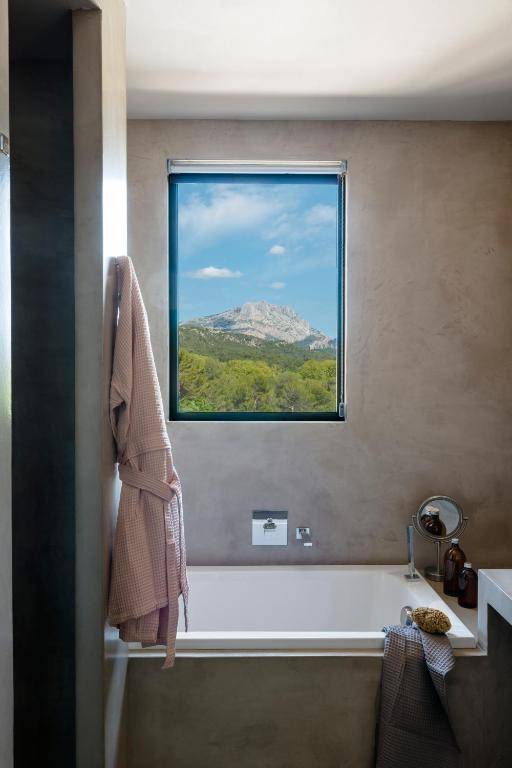 Les Lodges Sainte-Victoire Hotel & Spa