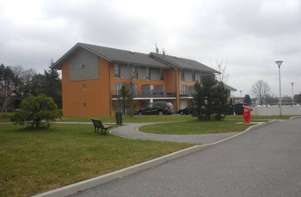 Residhome Genève Prévessin Le Carré d'Or