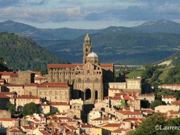 Gîte Mazerat-Aurouze 5 pièces 8 personnes - FR-1-582-220