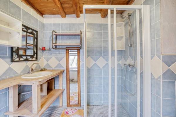 Maison de 2 chambres avec jardin clos et wifi a Valprivas