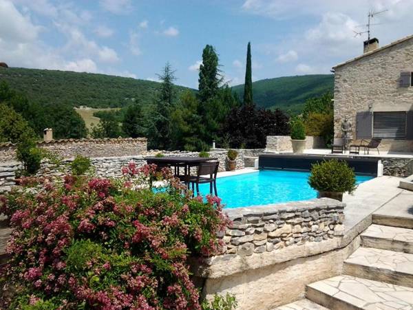 Le Clos des Amandiers