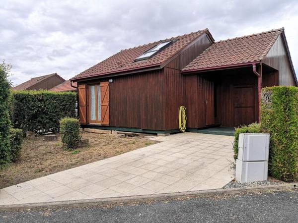 Chalet d'une chambre avec terrasse amenagee a Giffaumont Champaubert