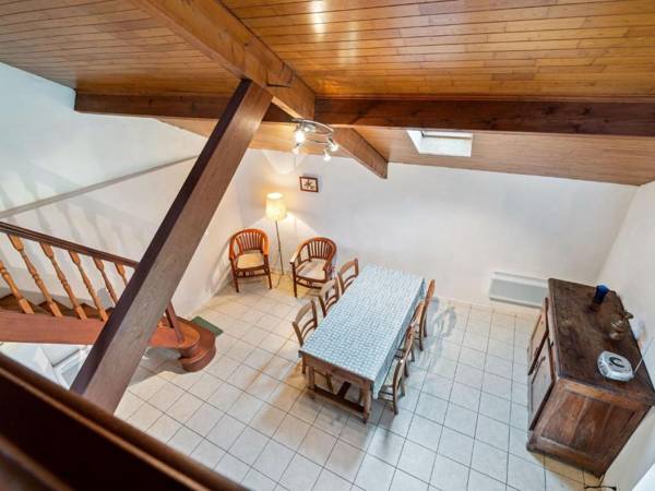 Gorgeous Holiday Home in Loubejac with Garden