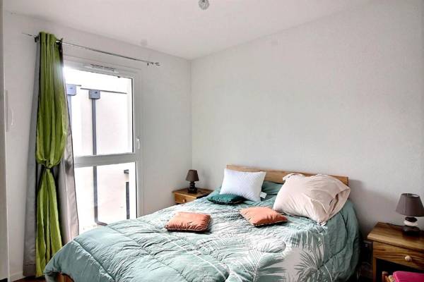 Pavillon climatisé pour 8 personnes terrasse jardin parking privé dans une résidence sécurisée