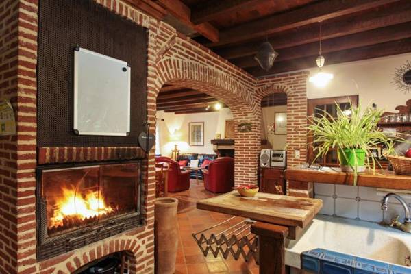 Villa de 4 chambres avec piscine privee jardin clos et wifi a Sousceyrac En Quercy