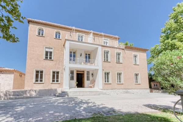 DOMAINE DE LA NERTHE- HOTEL PROVENCE MEDITERRANEE