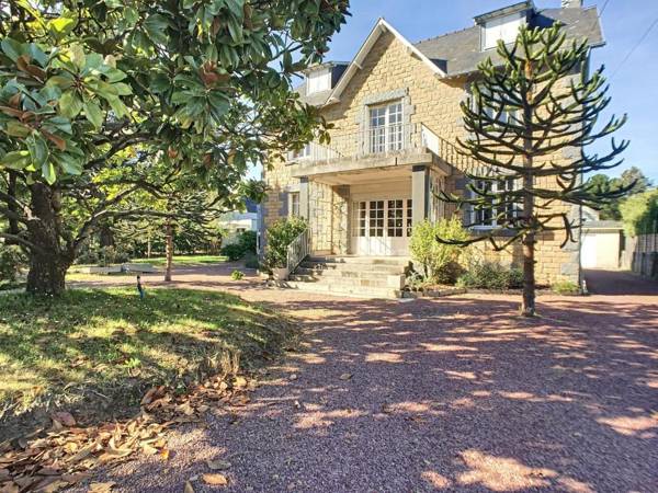 Maison Jullouville 8 pièces 11 personnes - FR-1-361-61