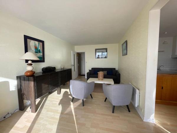 Appartement Jullouville 3 pièces 6 personnes - FR-1-361-85