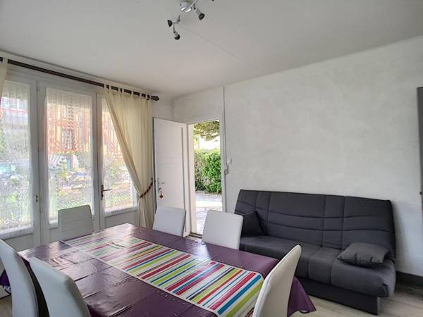 Maison Jullouville 3 pièces 4 personnes - FR-1-361-34