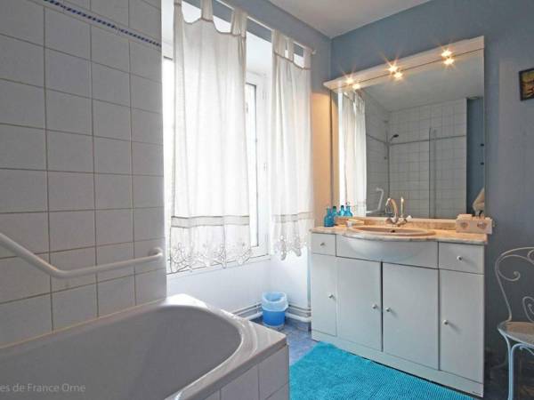 Gîte Sarceaux 4 pièces 7 personnes - FR-1-497-131