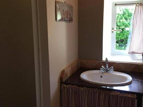 Gîte Chaillé-sous-les-Ormeaux 3 pièces 4 personnes - FR-1-426-138