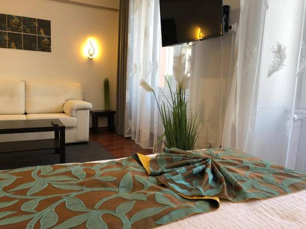 L'EMBLEME - BOUTIQUE HOTEL