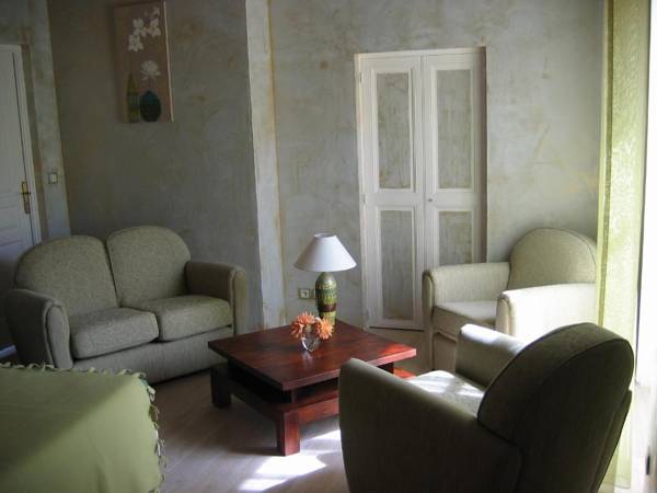 CHAMPAGNE ET CHAMBRES D'HOTES PIERRE TRICHET