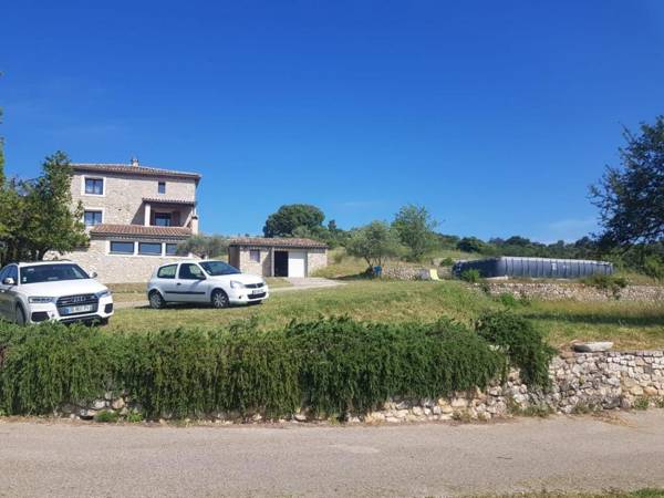 Le Mas de la Villarde