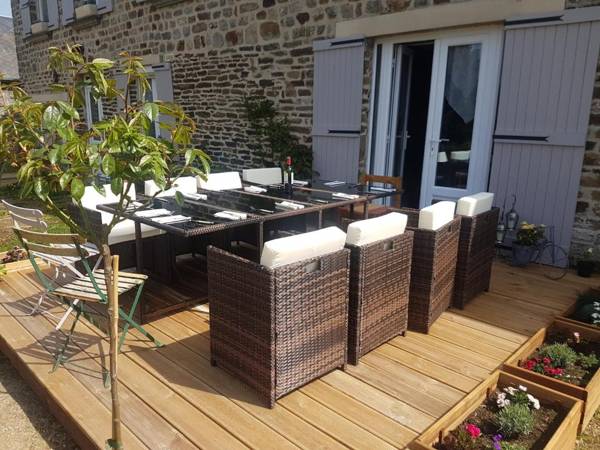 La Bastide Du Bonheur Chambres et Tables D'Hotes