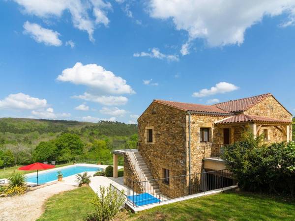 Serene Holiday Home in Mazeyrolles with Swimming Pool