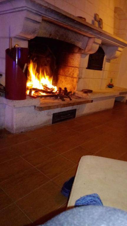 Villa de 5 chambres avec vue sur le lac piscine privee et jardin amenage a Montricoux