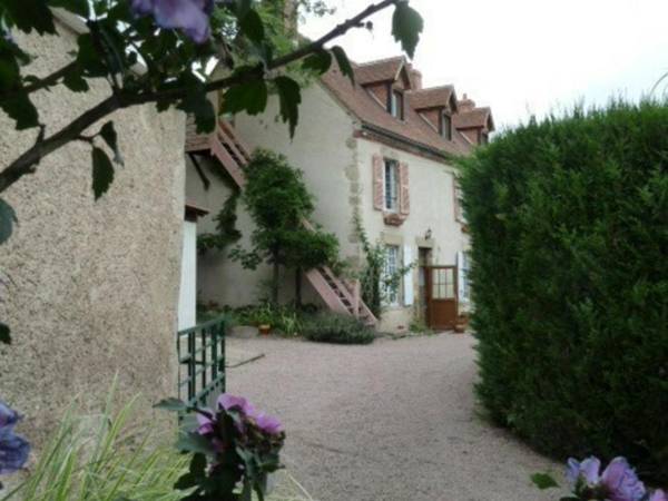 Gîte Trézelles 6 pièces 12 personnes - FR-1-489-50