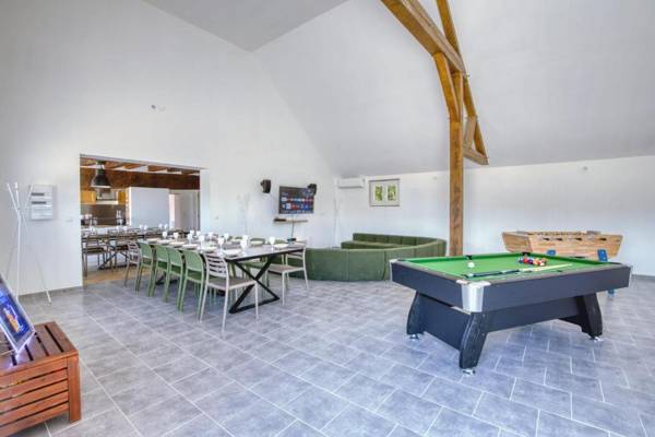 Crazy Villa Les Houx 45 - Heated pool - Soccer - 2h from Paris - 30p