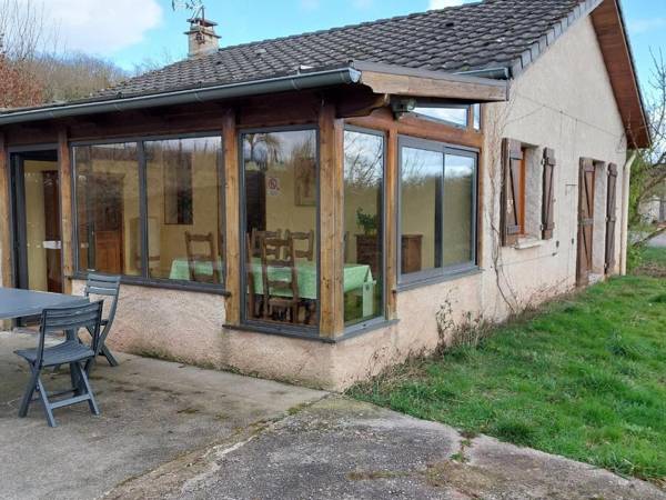 Gîte Velle-sur-Moselle 3 pièces 6 personnes - FR-1-584-164