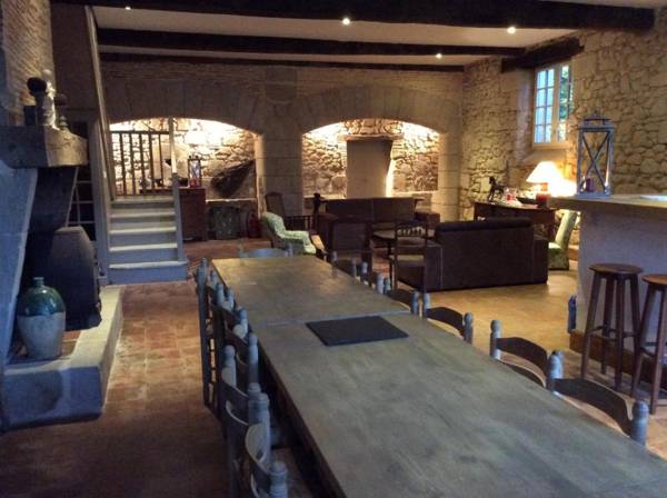 Demeure de 5 chambres avec jardin clos et wifi a Tombeboeuf