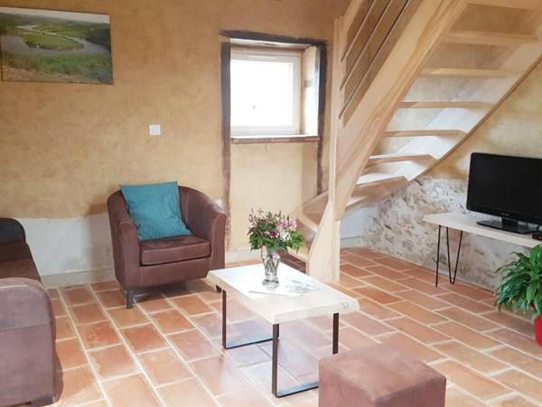 Gite Amions-Vézelin 2 bedrooms 4 persons - FR-1-496-226