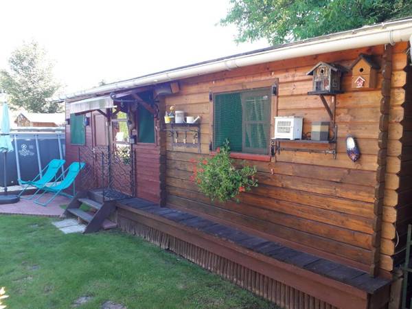 Chalet de 2 chambres avec piscine privee jardin clos et wifi a Santosse