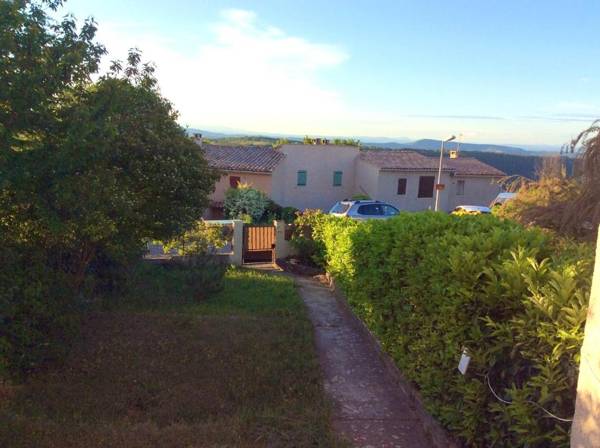 Maison de 2 chambres avec jardin clos et wifi a Vacheres