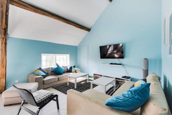 Crazy Villa Etisseaux 45 - Heated pool - Volley court - 1h30 Paris - 45p