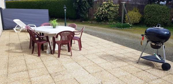 Maison de 6 chambres avec jardin clos et wifi a Bourguenolles